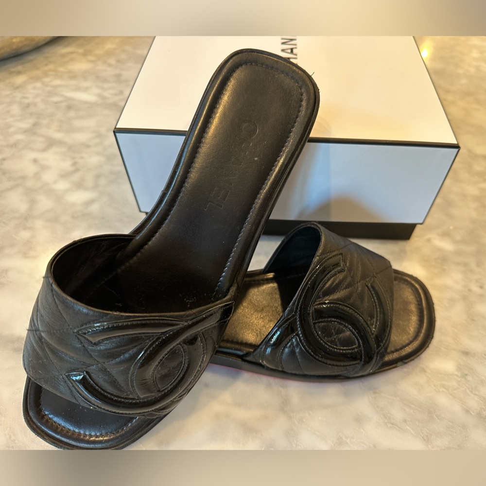 Authentic Vintage CHANEL Lambskin Quilted Slides